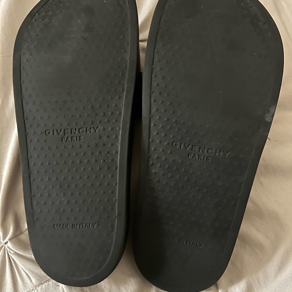 Givenchy slides / slippers - Picture 3 of 8